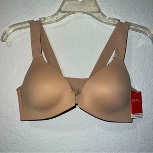 NWT Spanx wireless 34A bra
